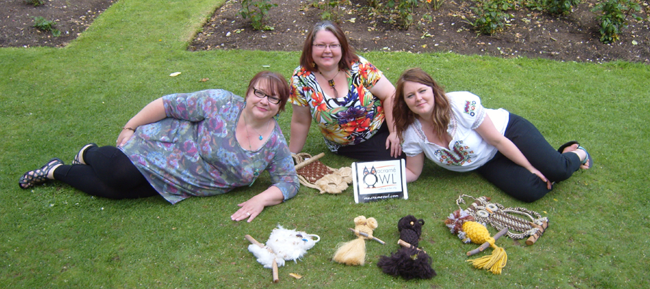 Viv, Annie and Zoe at Roath Park, Cardiff, 23 July 2011 Viv, Annie and Zoe at Roath Park, Cardiff, 23 July 2011